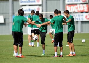 Bursaspor, Eskişehirspor'a Bileniyor