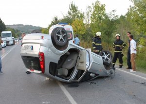 Kocaeli’de Trafik Kazası: 2 Yaralı