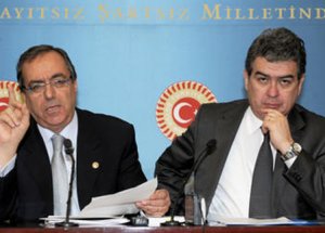 CHP'lilerin Anayasa Atışması