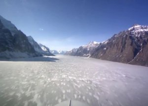 Kuzey Kutbu’nda Nefes Kesen Uçuş