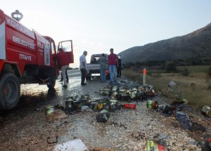 Seyir Halindeki Kamyonet Alev Alev Yandı