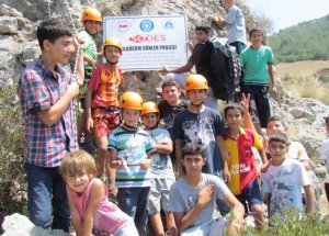 Köy Çocukları Sodes’le Gülüyor