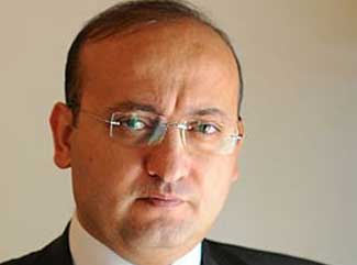 Akdoğan'dan Eniştesine Suç Duyurusu