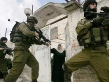 İsrail'den Mülteci Kampına Baskın