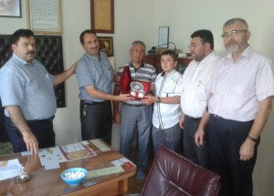 Hafızın Babasından Teşekkür Ziyareti