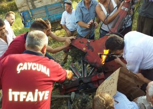 Slaj Makinesine Ayağını Kaptıran Kişi Kurtarıldı