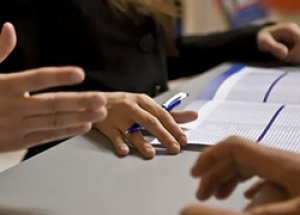Memura Servis Yardımı Yapılacak