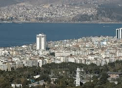 İzmir Kadifekale'de 58 bina daha yıkılacak