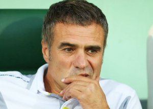 'Emenike ve Holmen dışında...'