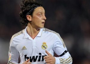 Bale'yi Mesut Özil Yaptı!