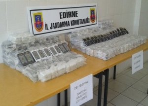 Jandarma Kaçak Cep Telefonu Operasyonu