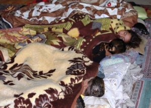 35 Suriyeli Bahçelievler'deki parkta yaşıyor