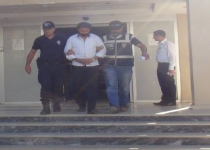 Hatay Ve İzmir'de Dolandırıcılık Operasyonu