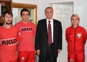 Simav Akut'u İstiyor