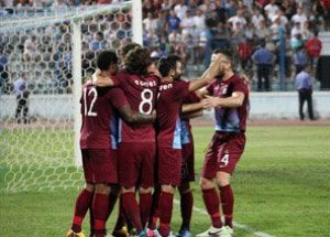 Trabzonspor Taraftarından Yönetime Uyarı