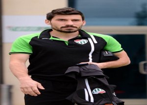 “Bursaspor Taraftarı Bana Sahip Çıkıyor"