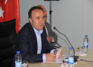 Vali’den Pet Kutu Tepkisi