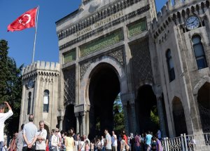 Yurtdışında Okuyanlara Sınavsız Üniversite