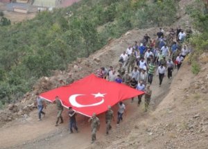 Gomane Tepe'ye Yürüyüş