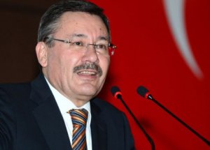 Gökçek İyice Sinirlendi!
