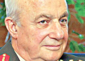 Bir ve Doğan Arasında Soğuk Savaş