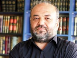 İhsan Eliaçık'ın Şehitlik Çıkışı