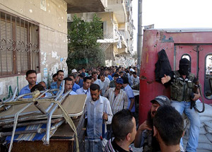 Hayatları Keskin Nişancının Parmak Ucunda