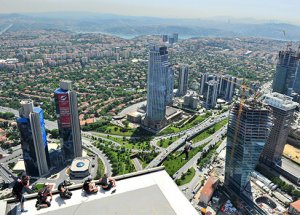 Alman Dergisinden Kriz Çığırtkanlığı