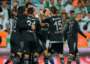 Beşiktaş Bursa'ı Güle Oynaya Geçti