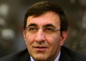 Bakan Yılmaz'dan Şirketlere Sitem