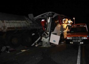 Afyon'da Feci Kaza  6 Ölü 26 Yaralı