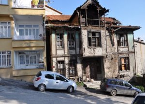 İzmit Belediyesi, Tarihine Sahip Çıkıyor