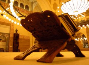 Şimdi De Kur'an Mealini Yasakladı!