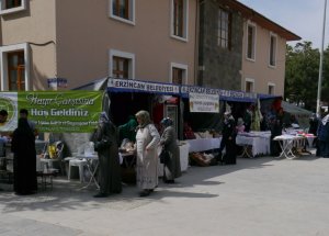 Hayır Çarşısı Açıldı