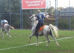 Erzincan’da Atlı Cirit Heyecanı
