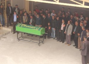 DHKP-C'linin Cenazesinde Namaz Kavgası