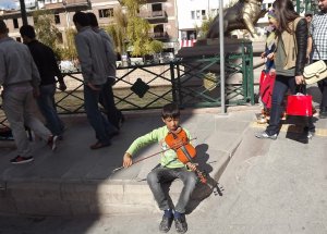 Keman Sanki Oyuncağı