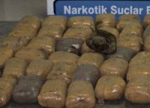 Lice’de 3,5 Ton Esrar Ele Geçirildi