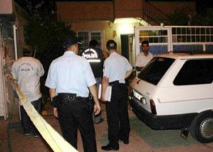 Kaçan Kızını 9 Kurşunla Öldürdü