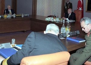28 Şubat'ta iki ilginç gelişme!