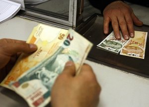 "Kapıyı çalan herkese para veriyoruz"