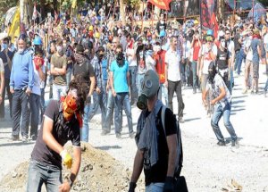 "Eli Taşlı,Sopalı ve Molotoflu İle Konuşulmaz"