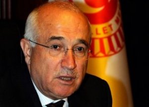 Meclis İçtüzüğünü Grupbaşkanvekilleriyle Görüştü