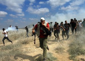 Gazze Sınırındaki Gösterilere Polis Müdahalesi