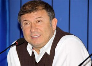 Tanju Çolak'ta Aday Adayı Oldu