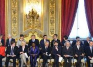 Bakanlar Tek Tek İstifa Etti