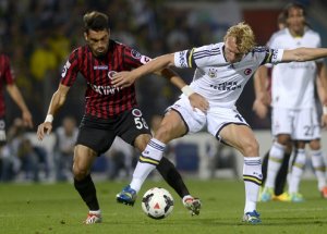 Fenerbahçe Kazanmaya Devam Ediyor
