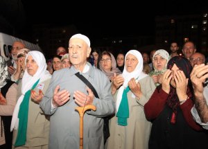 Gebze Hacılarını Uğurladı