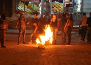 Yüzleri Poşulu Grup Hakkari'yi Karıştırdı!