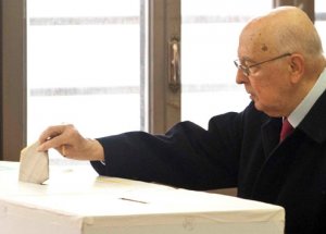 İtalya'da Siyasi Kriz Büyüyor